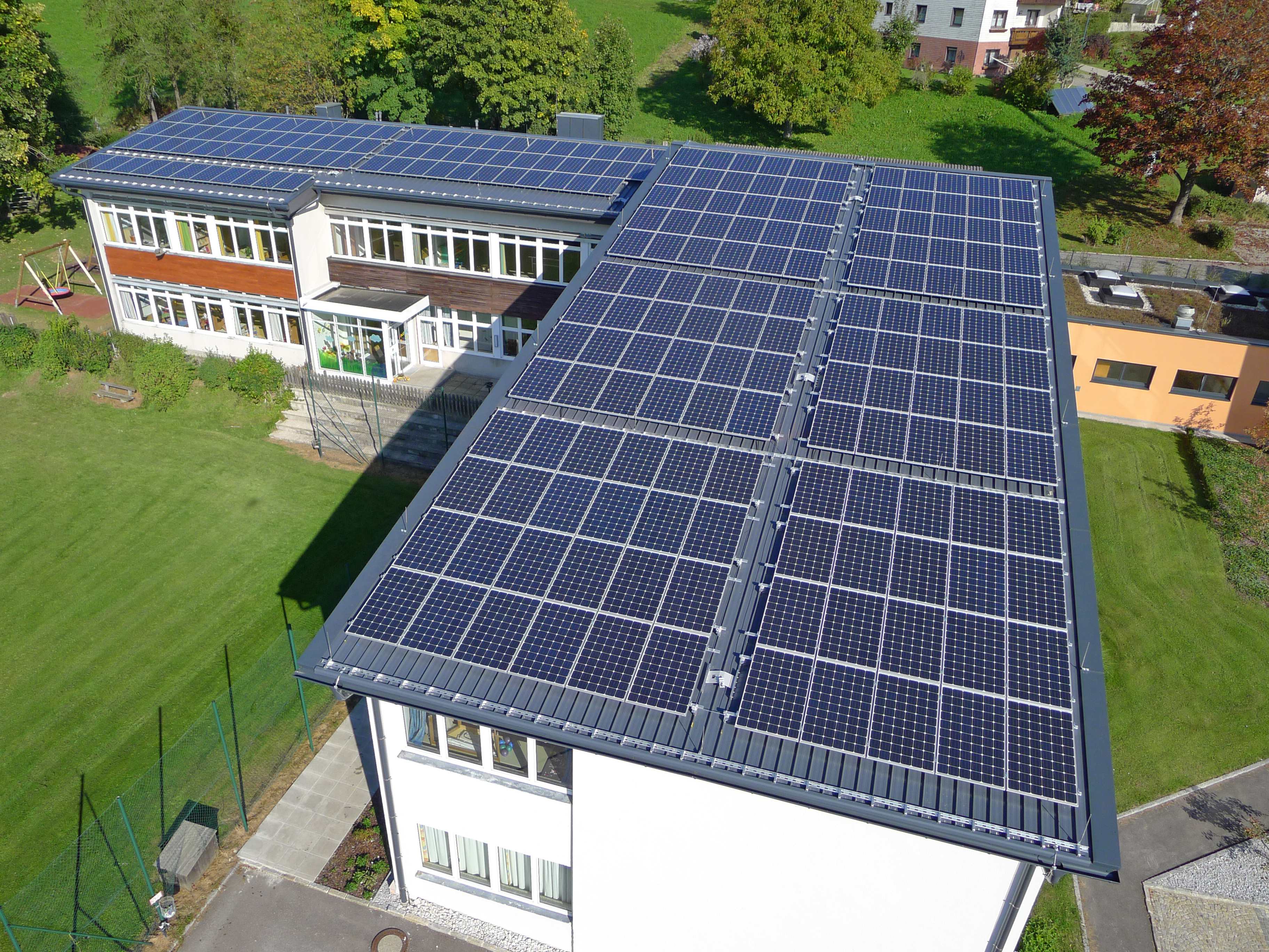 Photovoltaik auf öffentlichem Gebäude